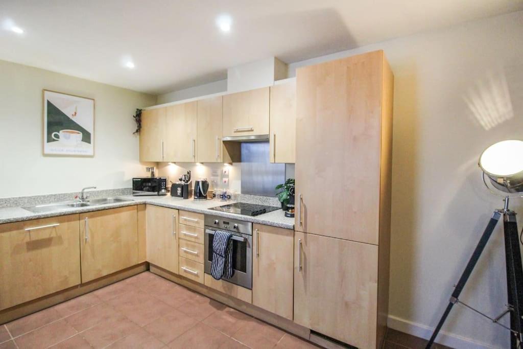 Luxurious 1 Bed Apartment With Free Parking ノッティンガム エクステリア 写真
